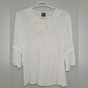 CalStyle White Blouse with Lace And Pearl Details 2X EUC